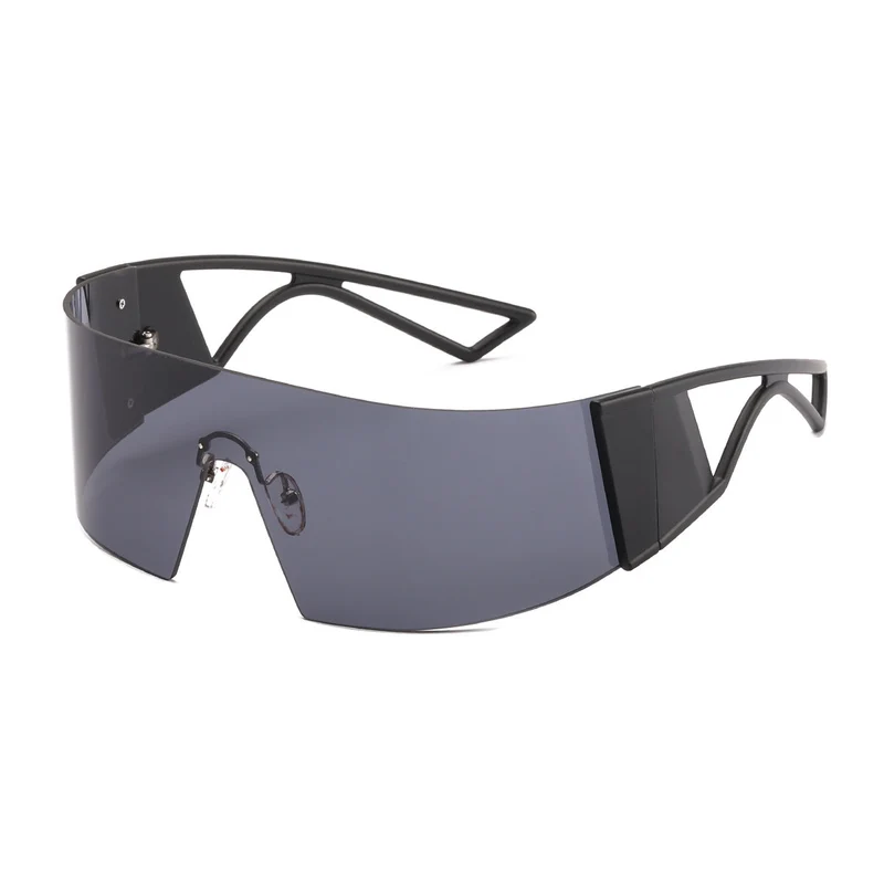 Dame sporty solbriller i futuristisk design Luvikno