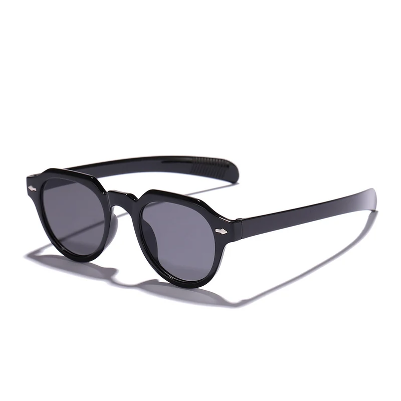 Dame solbrille med stillegående og unik ramme Luvikno