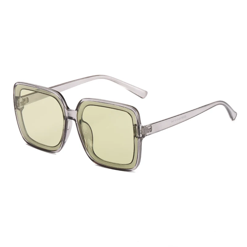 Dame firkantet solbrille med stilfull ramme og UV-beskyttelse Luvikno