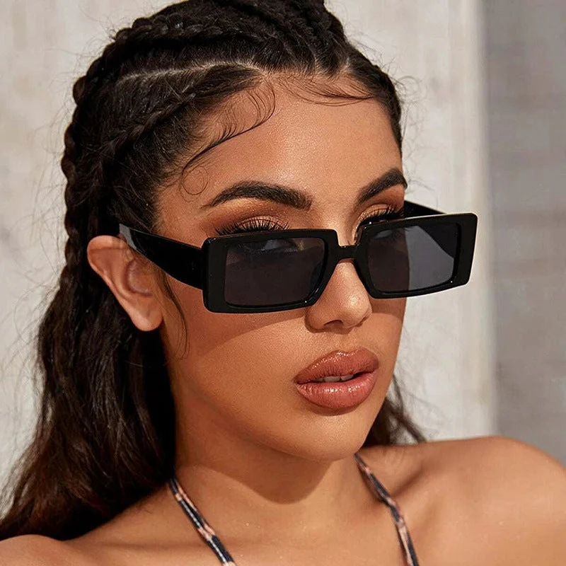 Dame kvadratisk solbrille med moderne gjennomsiktig ramme Luvikno