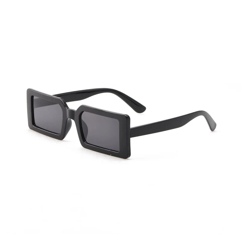 Dame kvadratisk solbrille med moderne gjennomsiktig ramme Luvikno