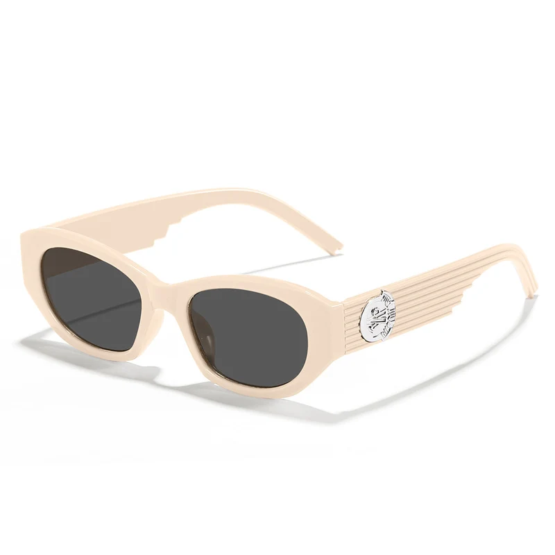 Dame Designer-solbrille i elegant transparent design Luvikno