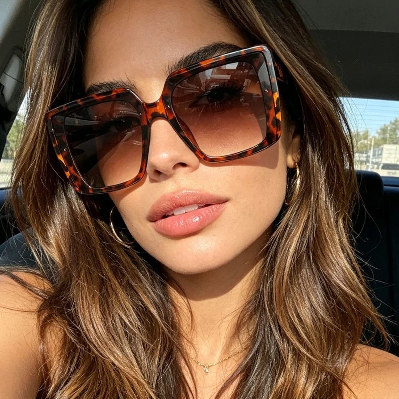 Dame oversized solbrille i trendy kvadratdesign Luvikno