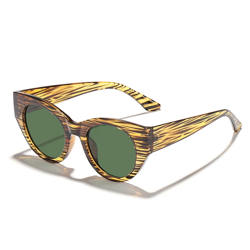 Dame moteriktig solbrille med unik leoprint Luvikno
