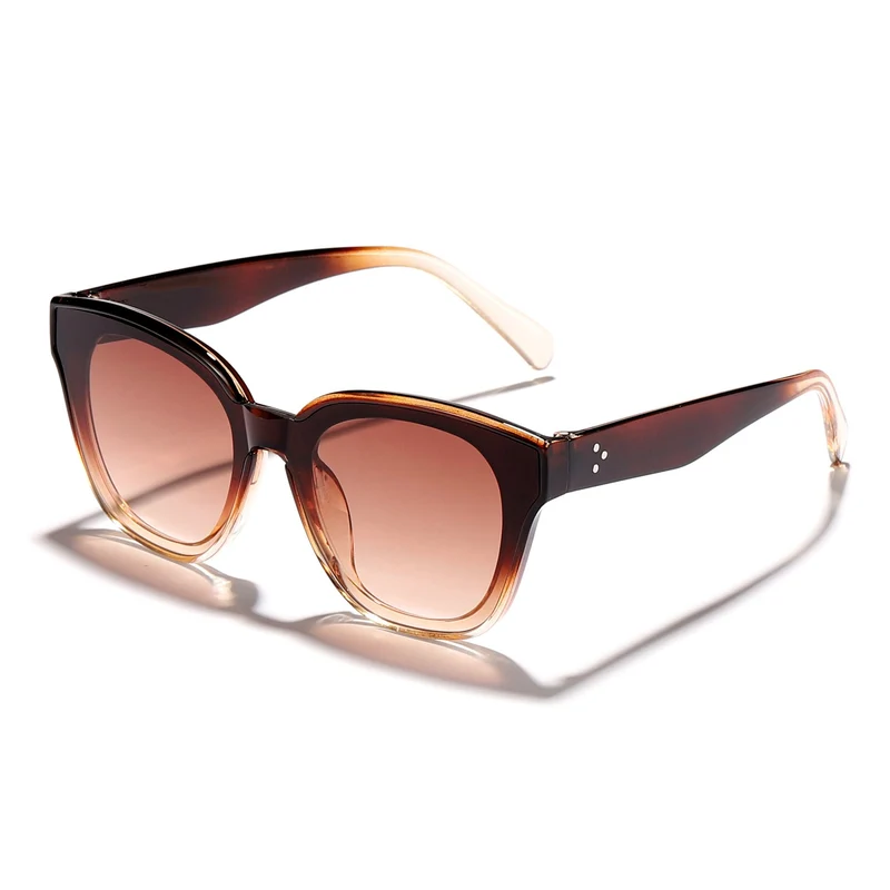 Dame moteriktig solbrille med bred ramme og myke linser Luvikno