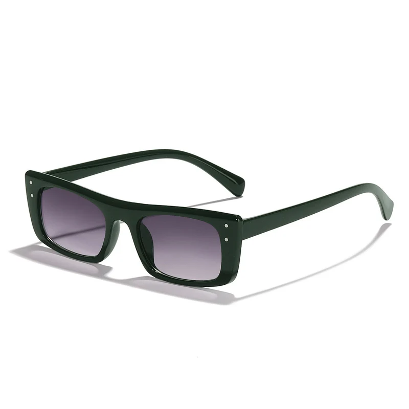 Dame moteriktig solbrille med iøynefallende dyremønster Luvikno