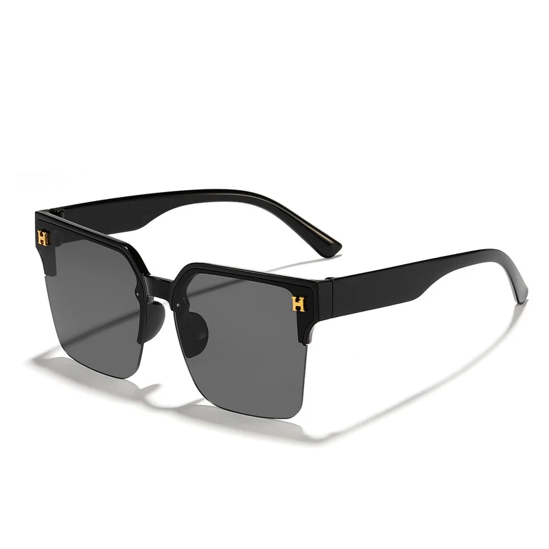 Dame moderne firkantet solbrille med transparent ramme Luvikno