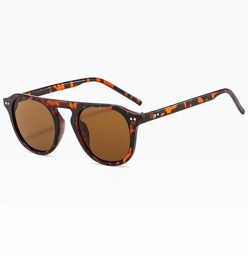 Dame klassisk solbrille med kvadratisk ramme og polarisert glass Luvikno