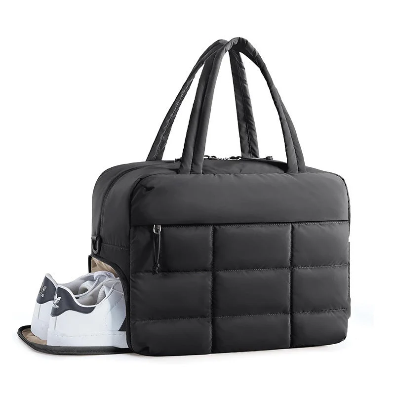 Kvinnes sportsbag med spesialsko rom Luvikno
