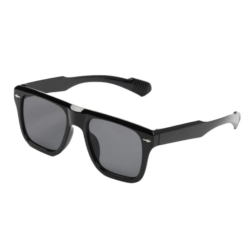 Dame stilig solbrille i moderne oversized-design Luvikno