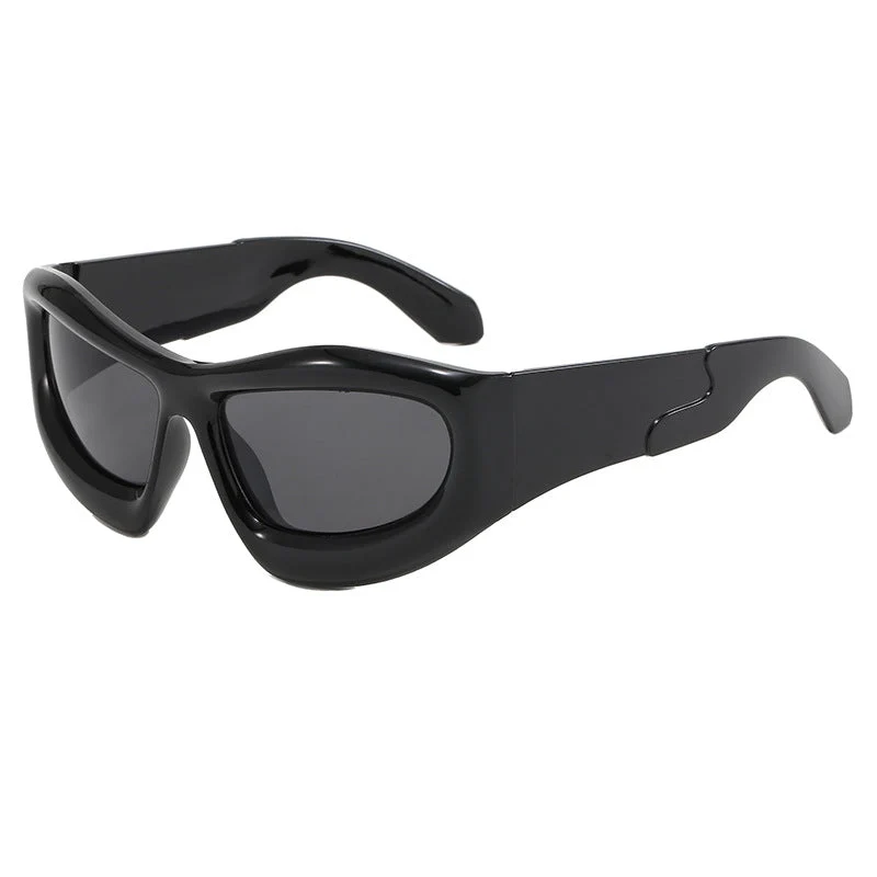 Dame Sportslig Solbrille med robust, geometrisk rammendesign Luvikno
