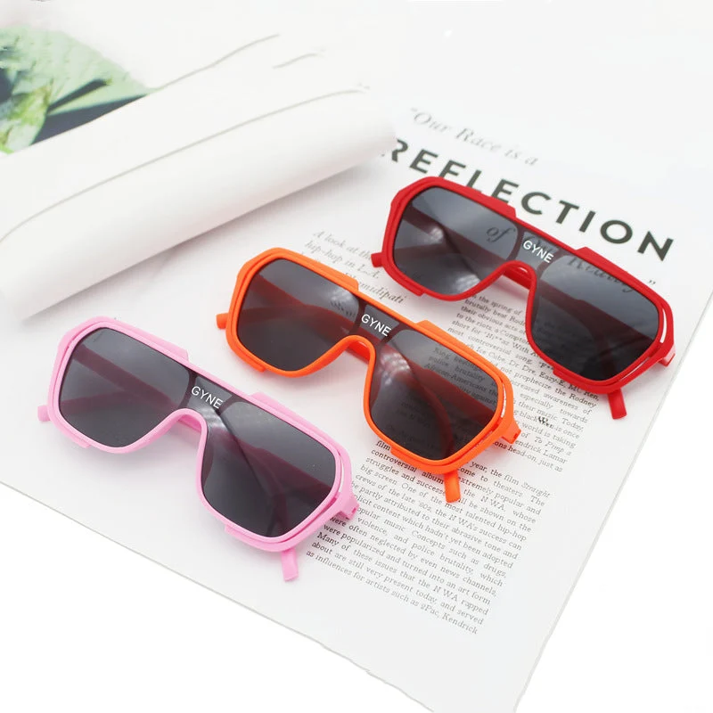 Dame Sporty solbrille med moderne design Luvikno
