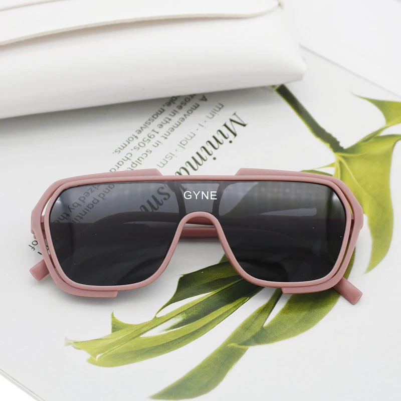 Dame Sporty solbrille med moderne design Luvikno