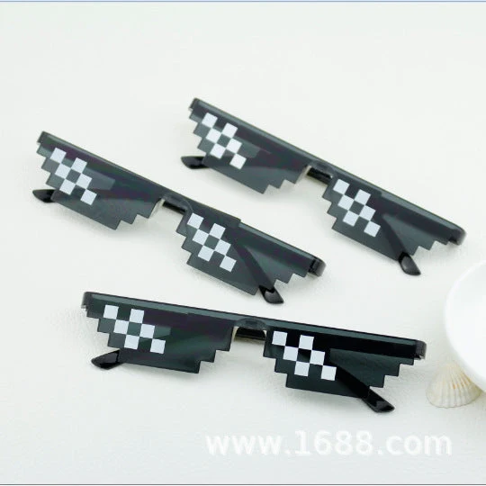 Dame solbriller i trendy pixel-design Luvikno