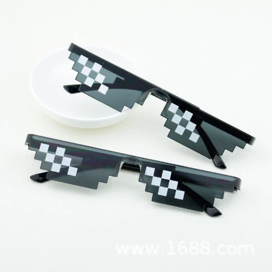 Dame solbriller i trendy pixel-design Luvikno