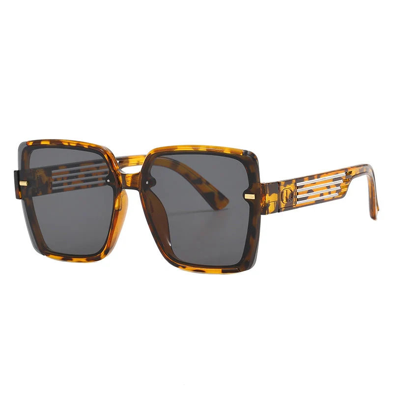 Dame firkantet solbrille med trendy geometrisk design Luvikno