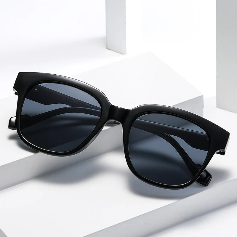 Dame Kvadratisk solbrille i elegant skilpadde-design Luvikno