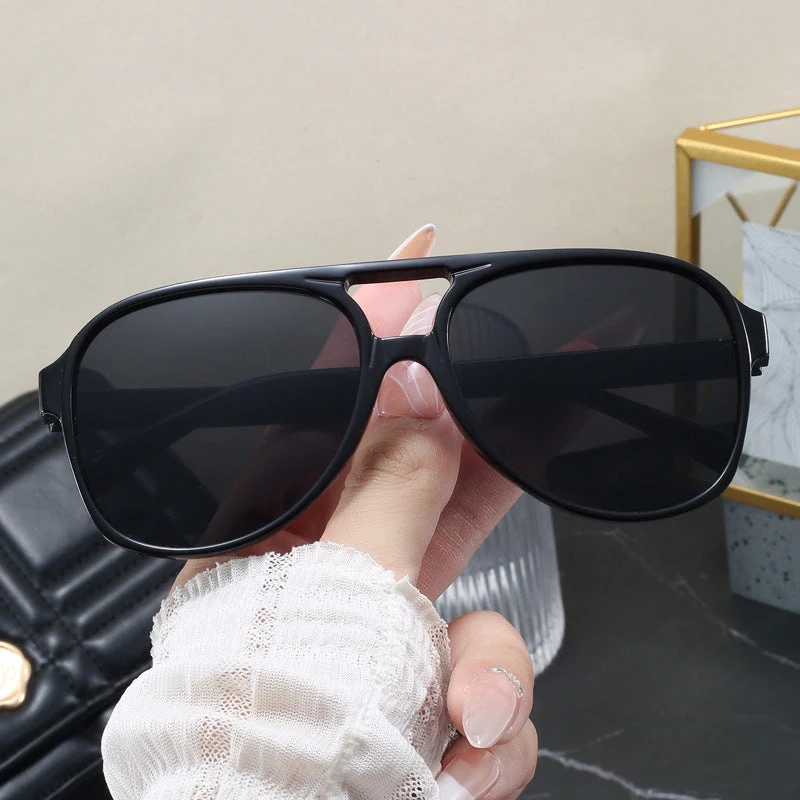Dame Oversized Solbrille med sportslig design Luvikno