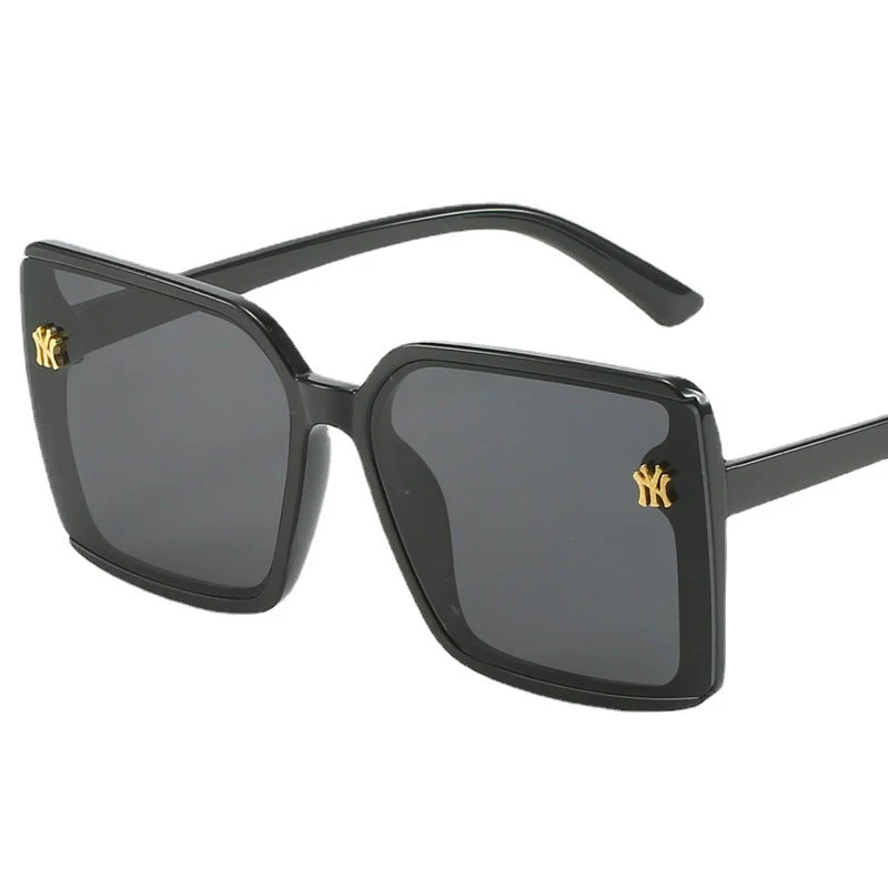 Dame Oversized-solbriller med elegante glass Luvikno