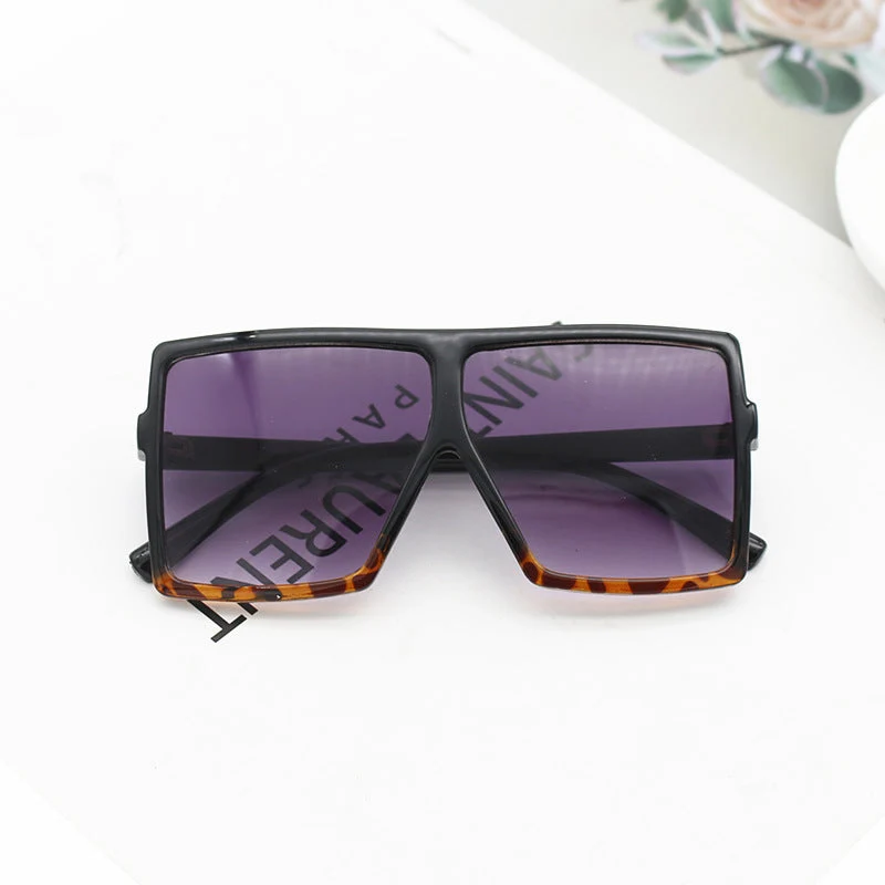 Dame oversized solbriller i trendy geometrisk design Luvikno