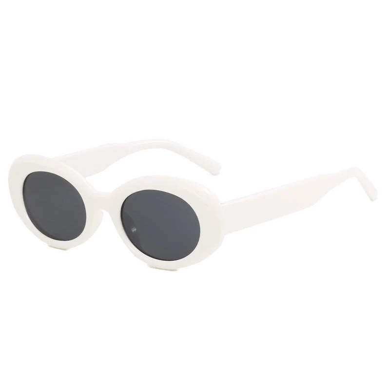Damer oversized solbrille i moderne design Luvikno