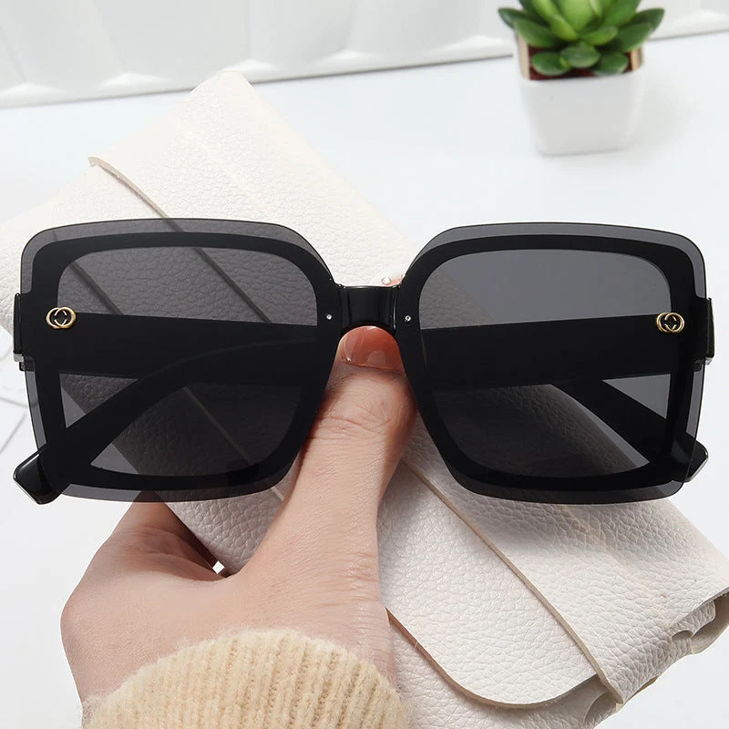 Dame oversized kvadratisk solbrille med elegant ramme Luvikno
