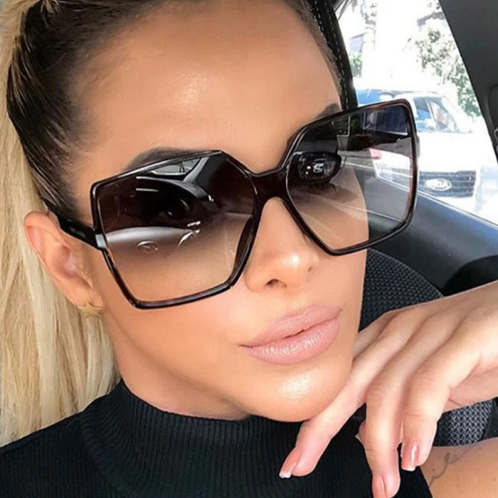 Dame oversized kvadratisk solbrille med elegant ramme Luvikno