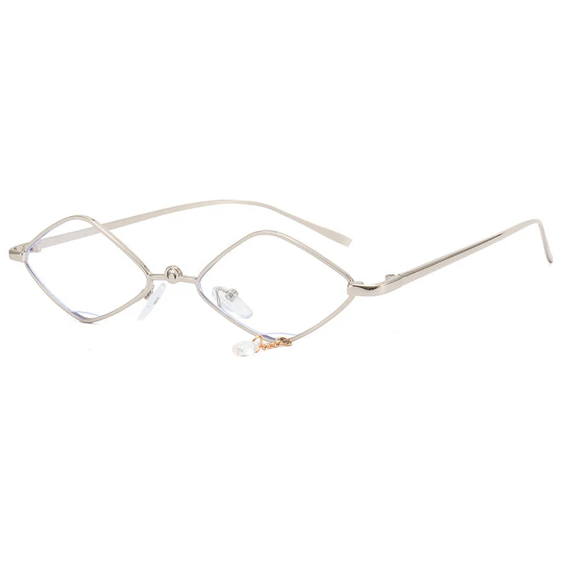 Dame moteriktig solbrille med fasettert ramme Luvikno