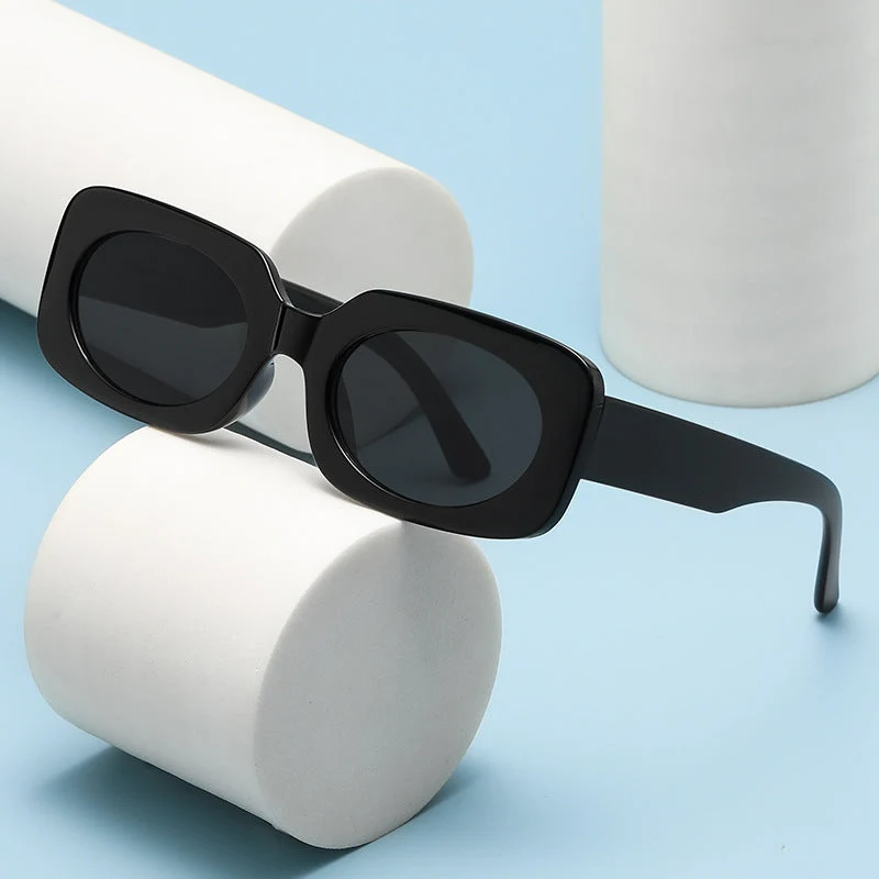 Dame Moteg Solbrille med unikt gjennomsiktig ramme Luvikno