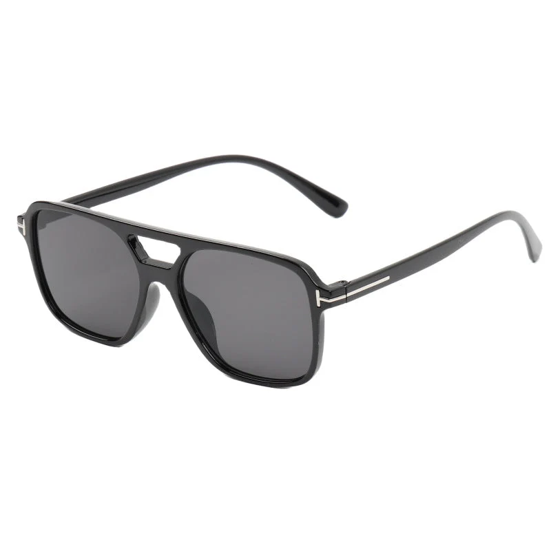 Dame moteriktig solbrille i trendy skilpadde-design Luvikno