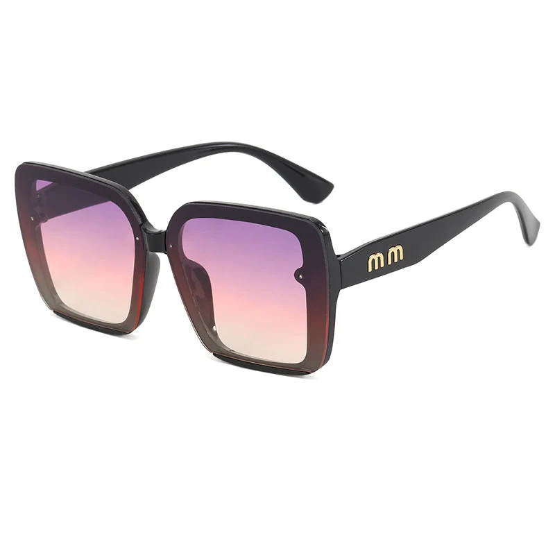 Dame moteriktig kvadratisk solbrille med gradientlinser Luvikno