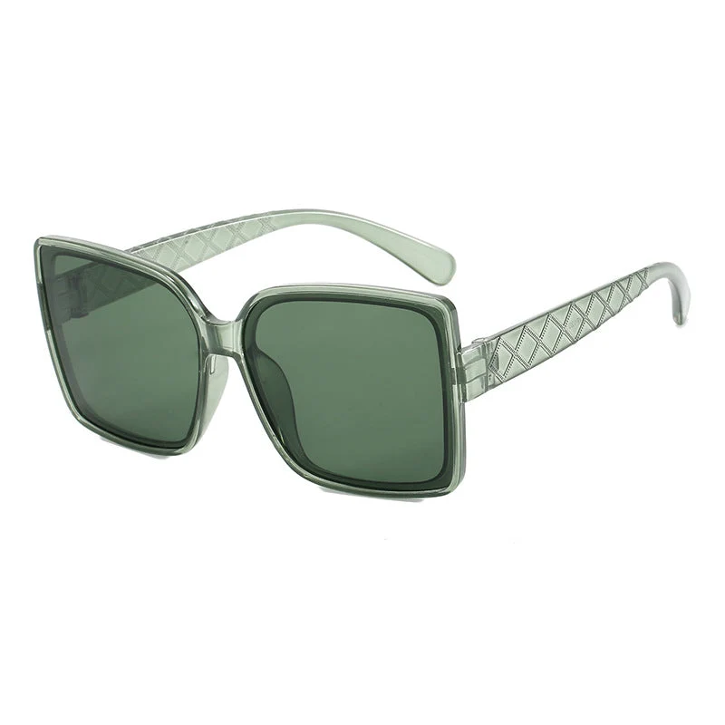 Dame moteriktig kvadratisk solbrille med elegant ramme Luvikno