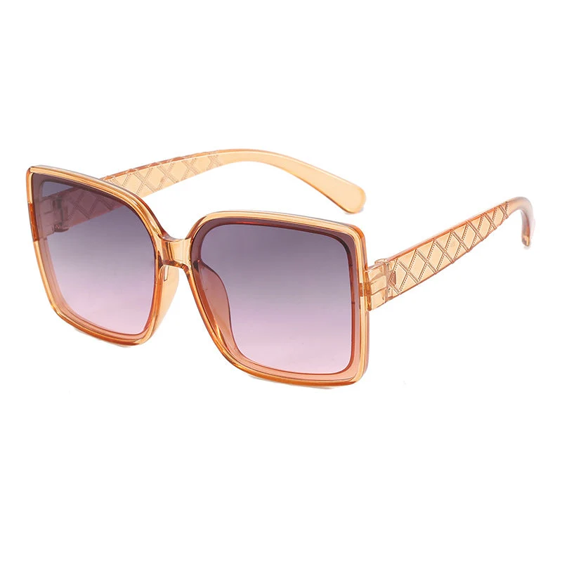 Dame moteriktig kvadratisk solbrille med elegant ramme Luvikno