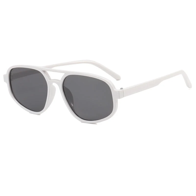 Dame moteriktig oversized solbrille med trendy ramme Luvikno