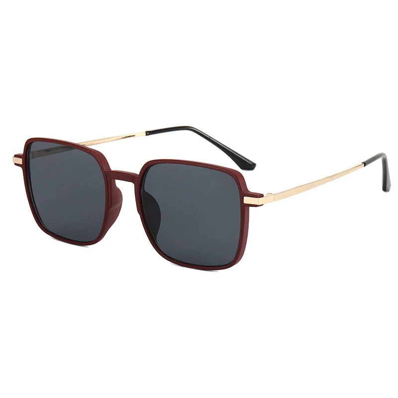 Dame moteriktig oversized solbrille med eksklusive metall-detaler Luvikno