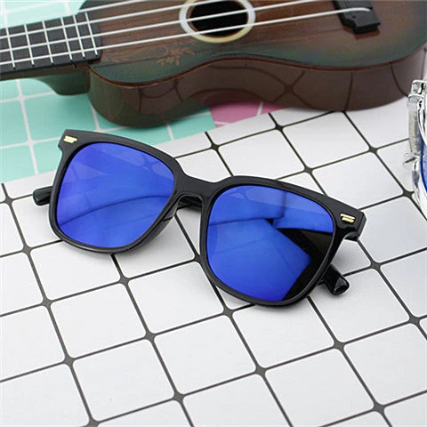 Dame moteriktig oversized solbrille med firkantet ramme og UV-beskyttelse Luvikno