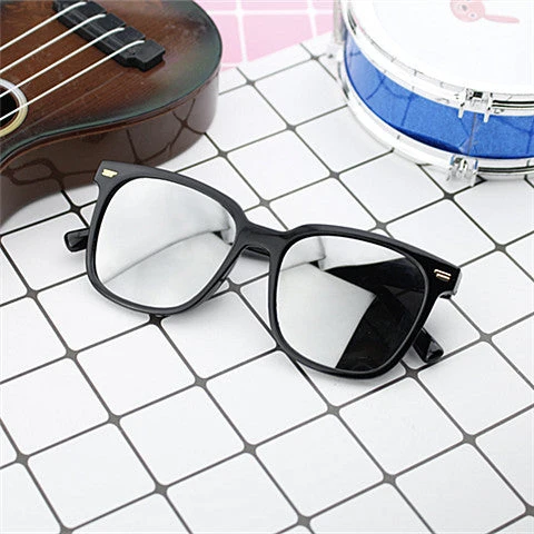Dame moteriktig oversized solbrille med firkantet ramme og UV-beskyttelse Luvikno