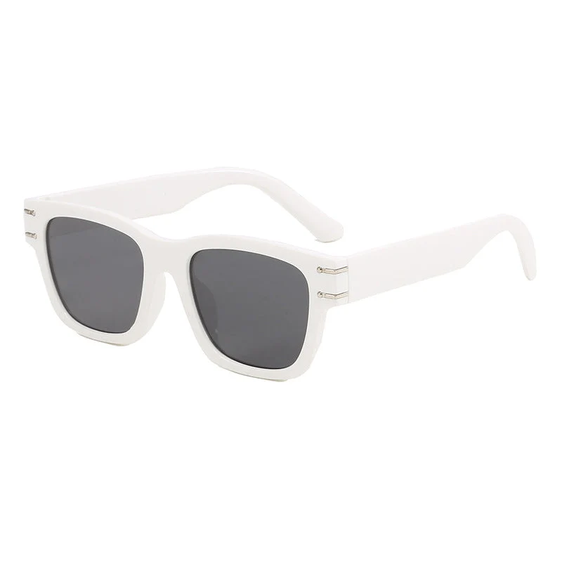 Dame moteriktig oversized solbrille med holdbar plastinnfatning Luvikno