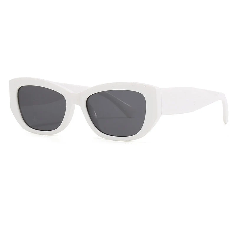 Dame moderne Cat-Eye solbriller laget av robust plast Luvikno