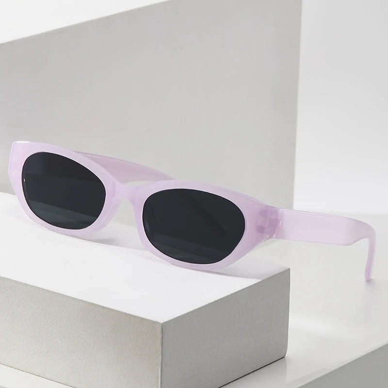 Dame moteklær øyeoptikk med futuristisk design Luvikno