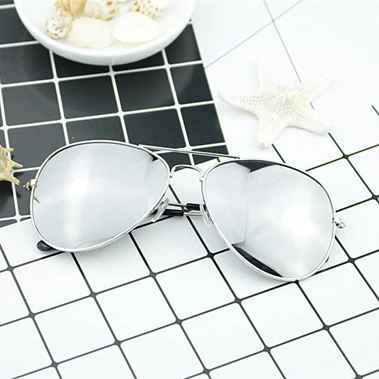 Damer moderne pilot-solbrille med fargegradient linse-design Luvikno
