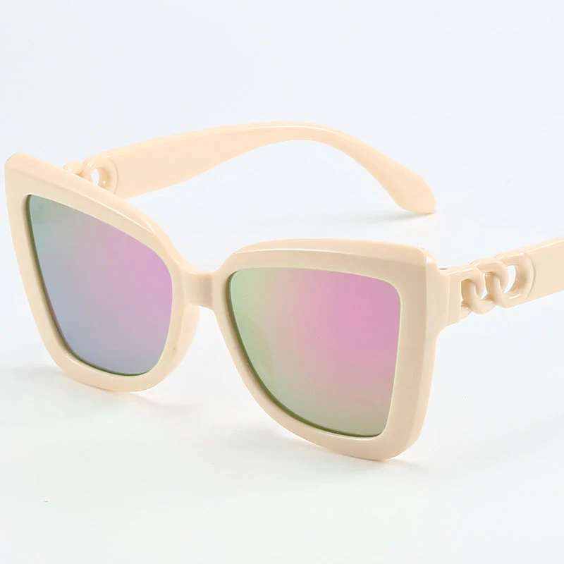 Dame moderne Cat-Eye solbriller med klar ramme og UV-beskyttelse Luvikno