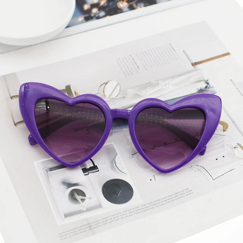 Dame hjerteformet solbrille med glitrende ramme Luvikno