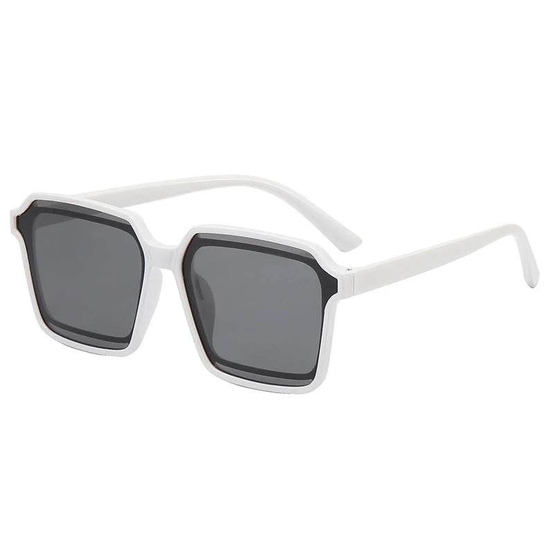 Dame elegant firkantet solbrille med robust ramme Luvikno