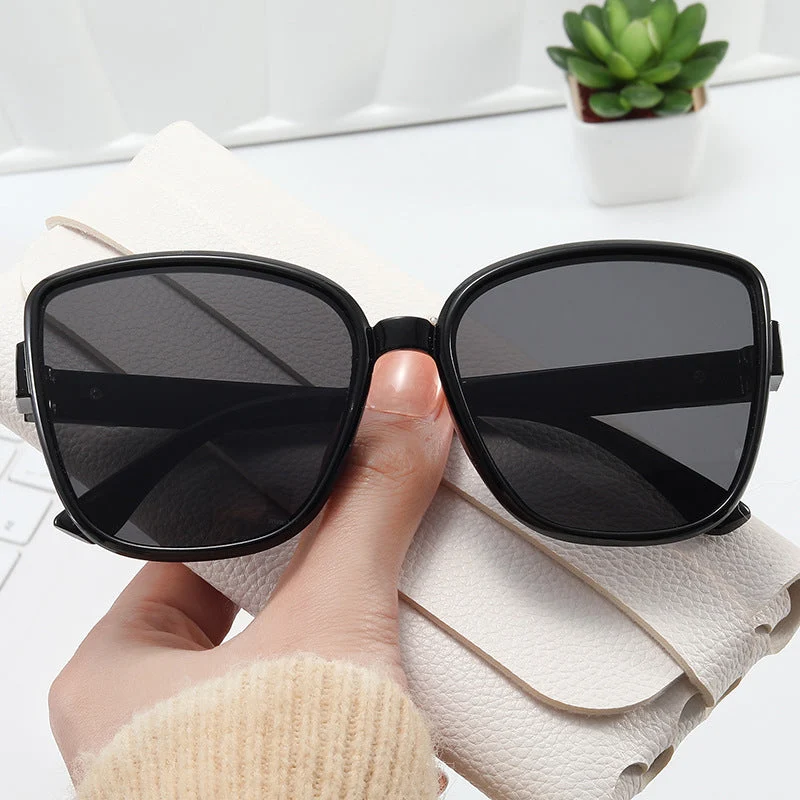 Dame elegante oversized solbriller i moderne design Luvikno