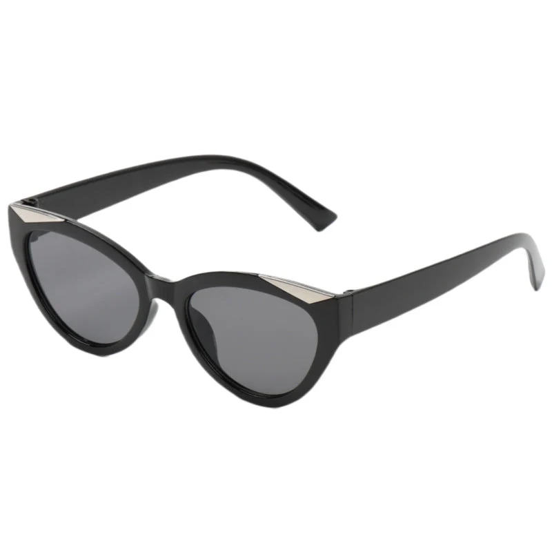 Dame elegant Cat-Eye solbriller med luksuriøse detaljer Luvikno