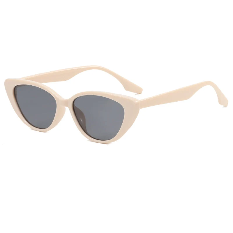 Dame Kattøye Solbrille med moderne ramme Luvikno