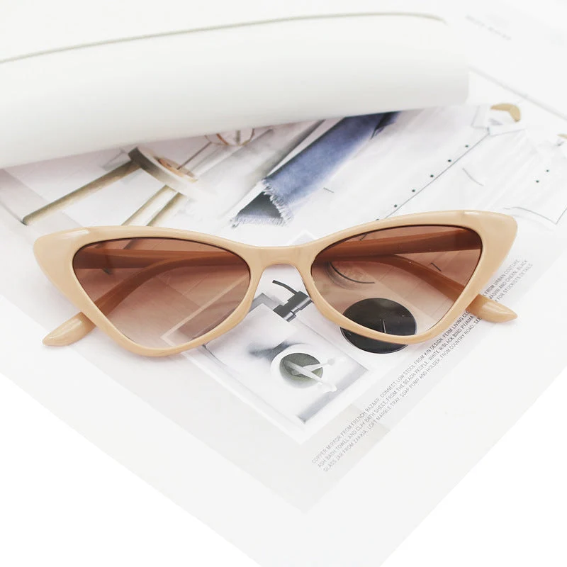 Dame Cat-Eye solbriller med nøye designet ramme Luvikno