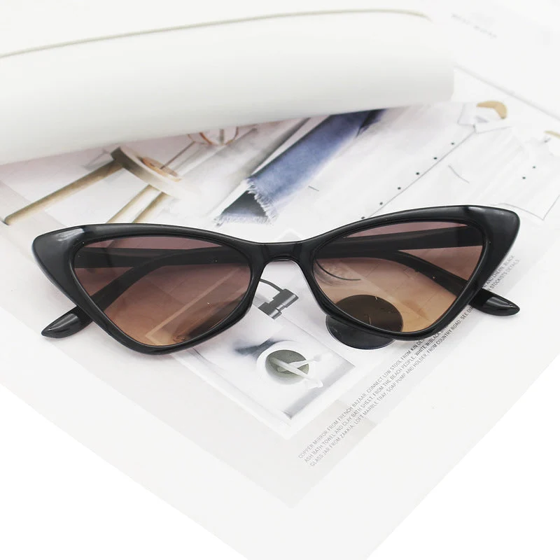 Dame Cat-Eye solbriller med nøye designet ramme Luvikno