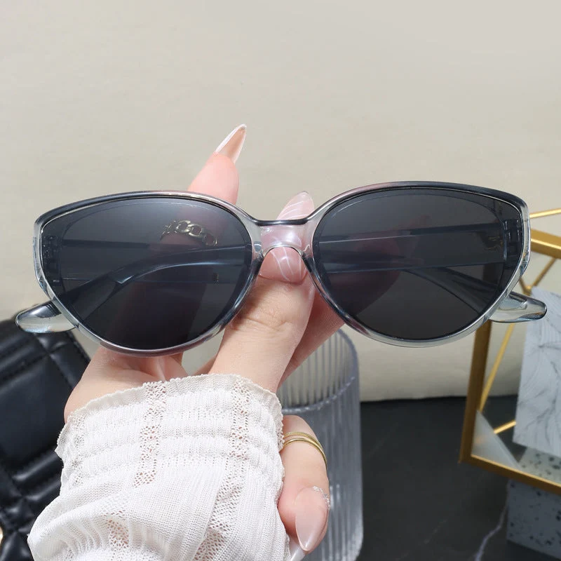 Dame Cat-Eye solbriller med moderne design Luvikno
